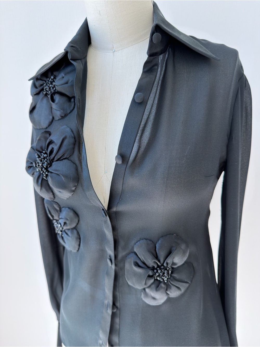 Valentino Couture Black Silk Chiffon Floral Button Blouse Size 4 - Picture 3 of 16